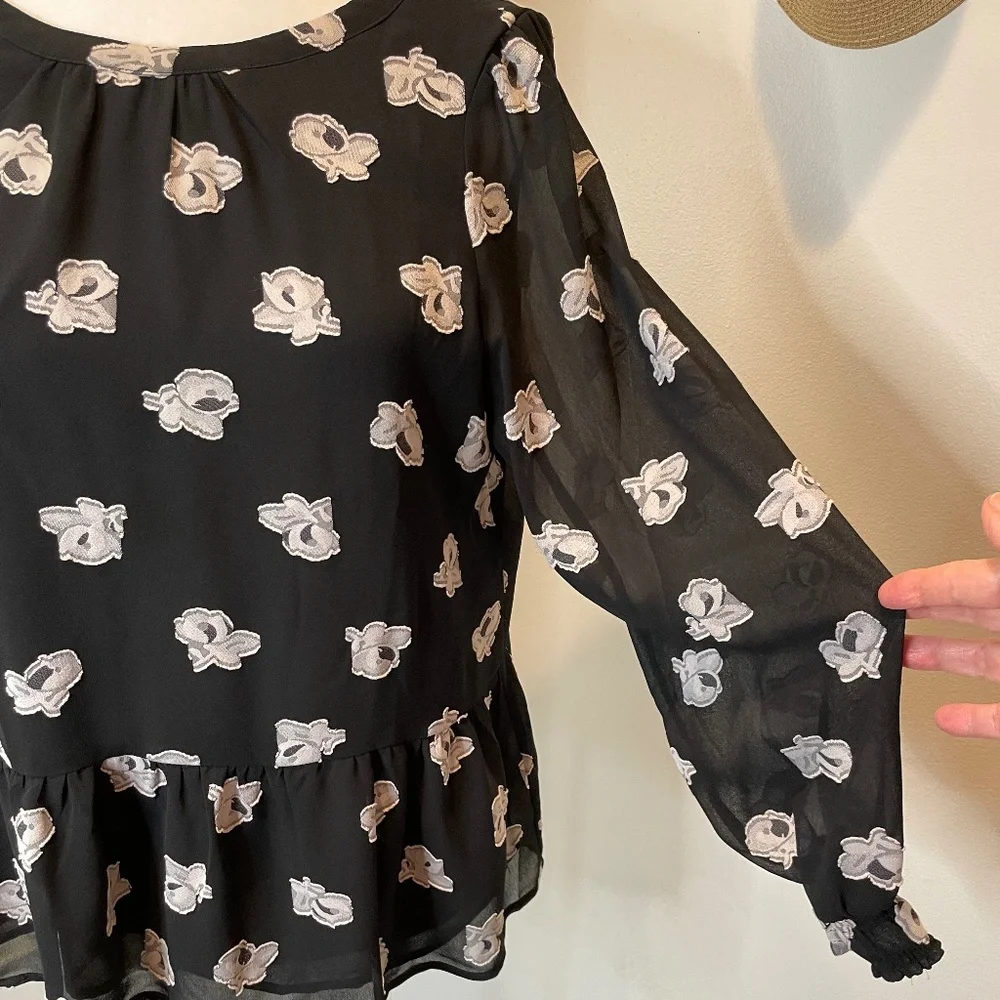 Loft Black and Off-White Ruffle-Bottom Top - PM - Picture 7 of 14